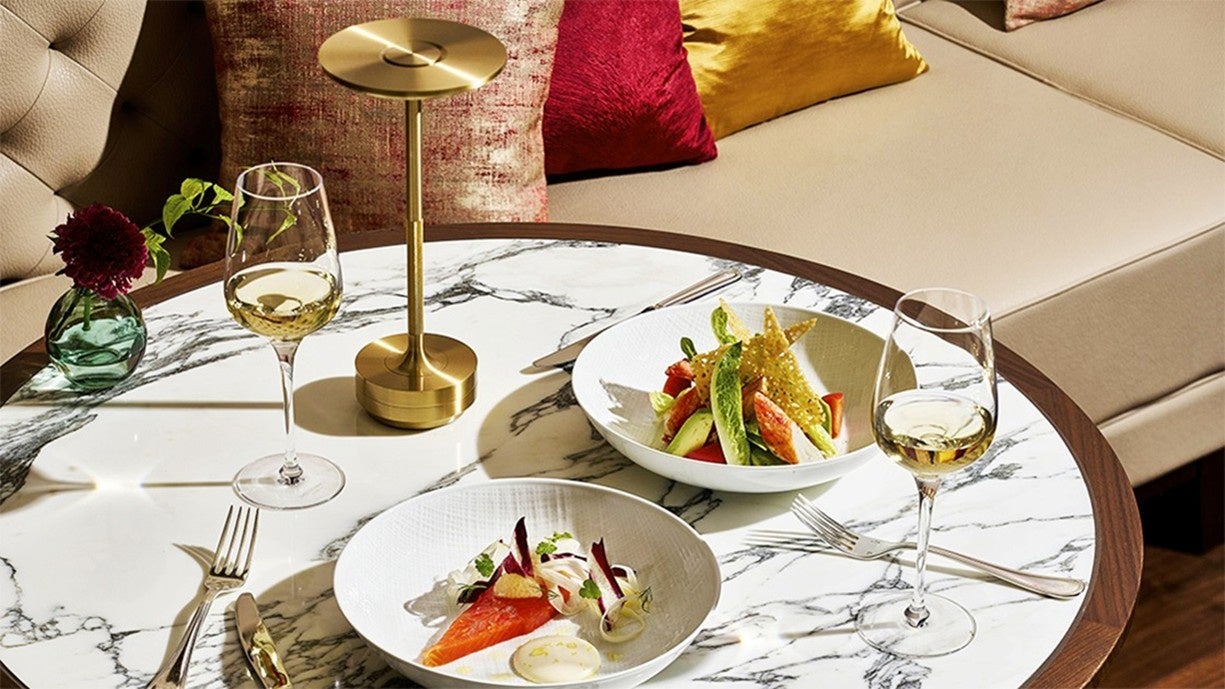 “自慢の手作り豆富” と “比叡湯葉”を使ったお料理で “和の贅” を味わう。10月30日からグランドメニューをリニューアルし、全国の店舗で新メニューの提供を開始【 千年の宴・月の宴・福福屋 】