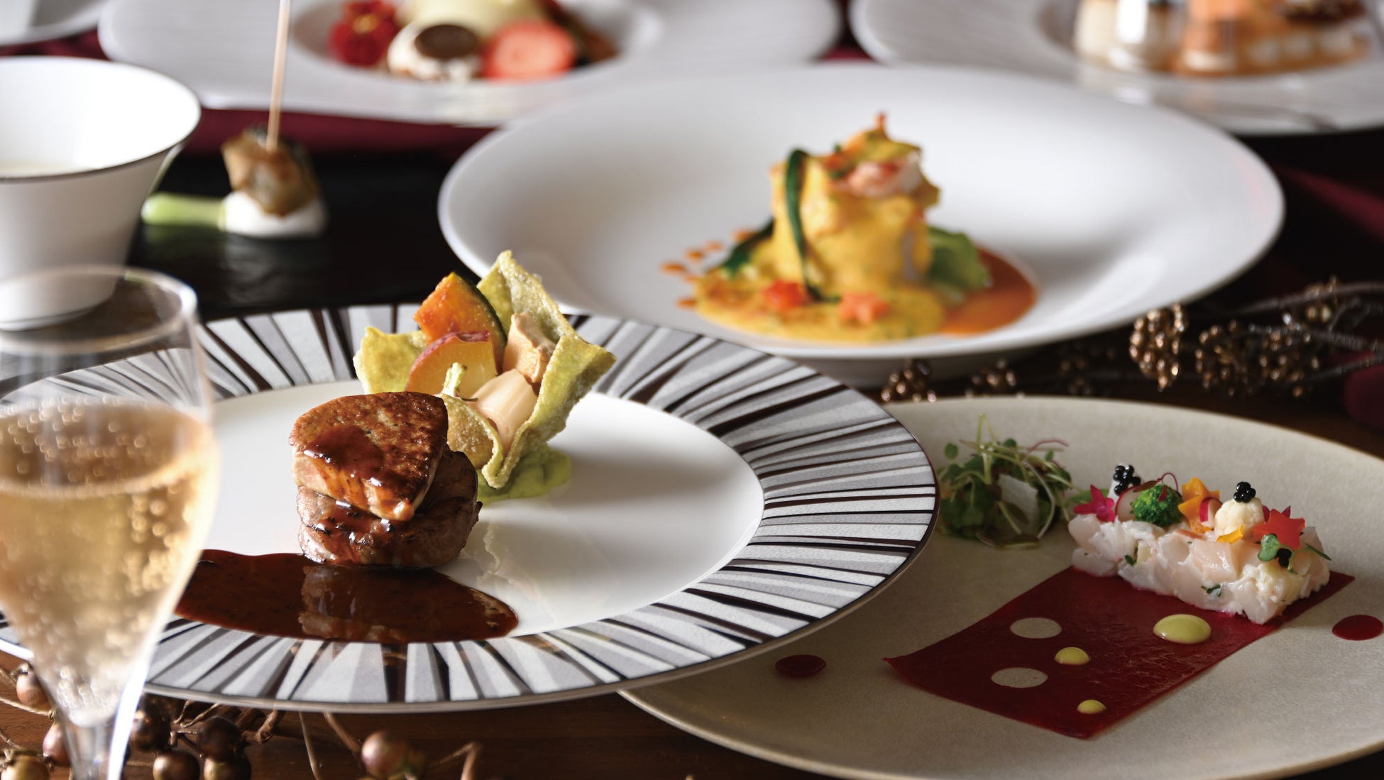 【ロッテリア】今年も“えびグラ”の季節がやってきた！ロッテリア「えびグラバーガーフェア」開催