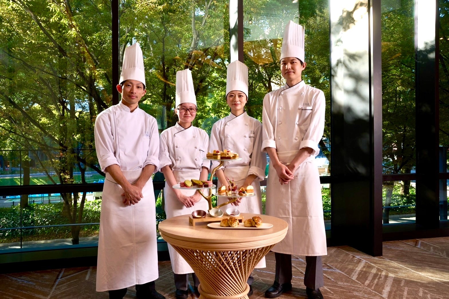 甘さ際立つ埼玉県産ブランド苺『あまりん』が贅沢に香る冬の華やぎを楽しむ至福のスイーツ「あまりん ストロベリー アフタヌーンティー」