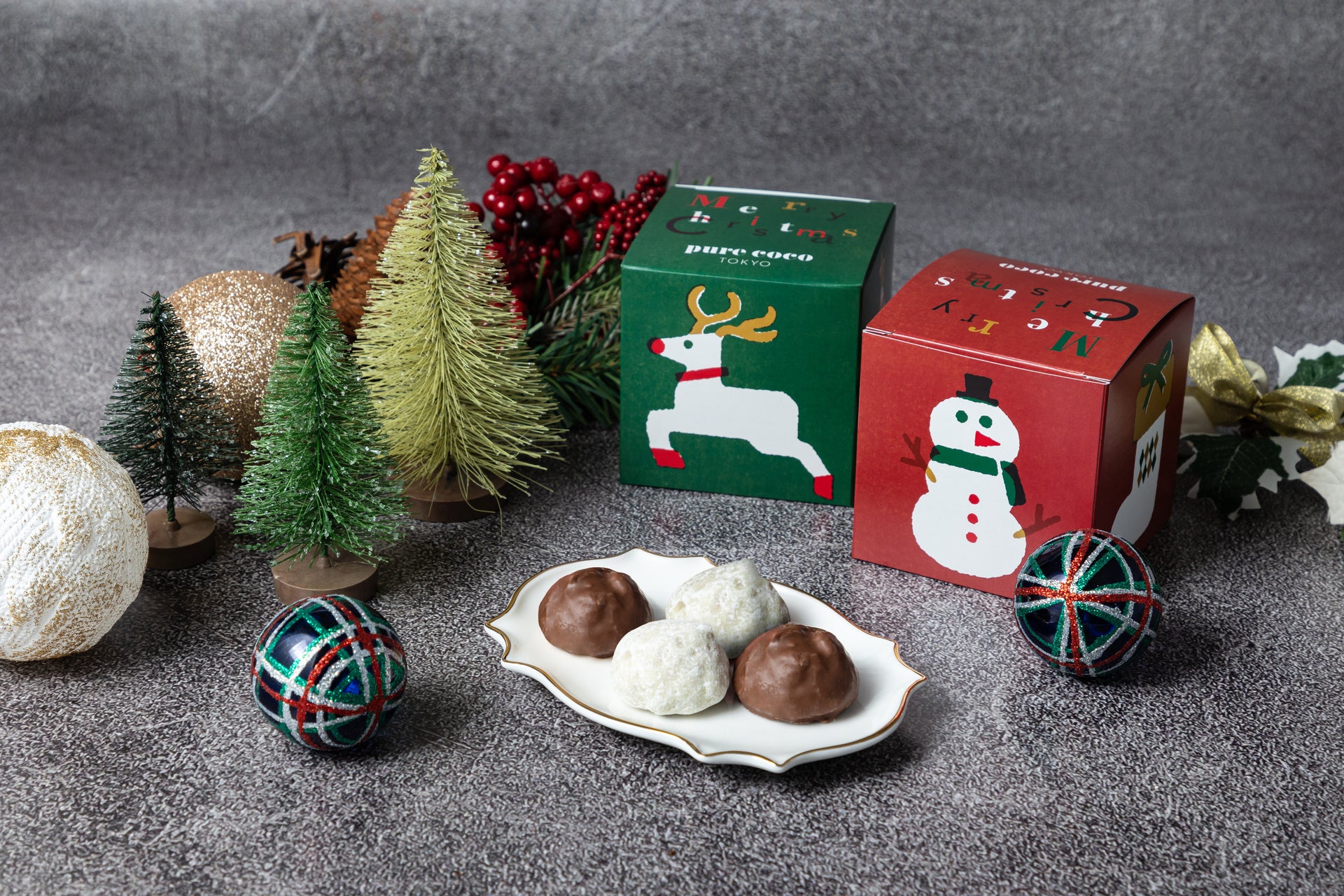 毎年大人気!素材にこだわったリッチな豪華ケーキや”ビジュがいい”ケーキが勢ぞろい/ルミネ・ニュウマンのクリスマスケーキ2025予約受付開始