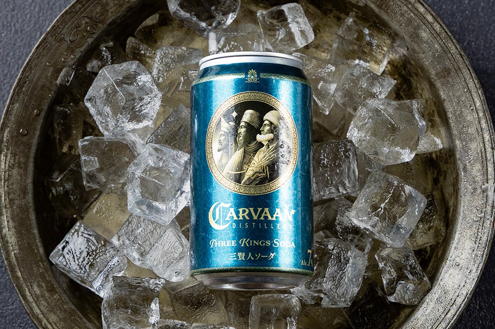 「ZONe ENERGY」が受験生の合格を祈願し太宰府天満宮へ奉納!奉納後には、志望校合格を祈る学生へのサンプリングも実施