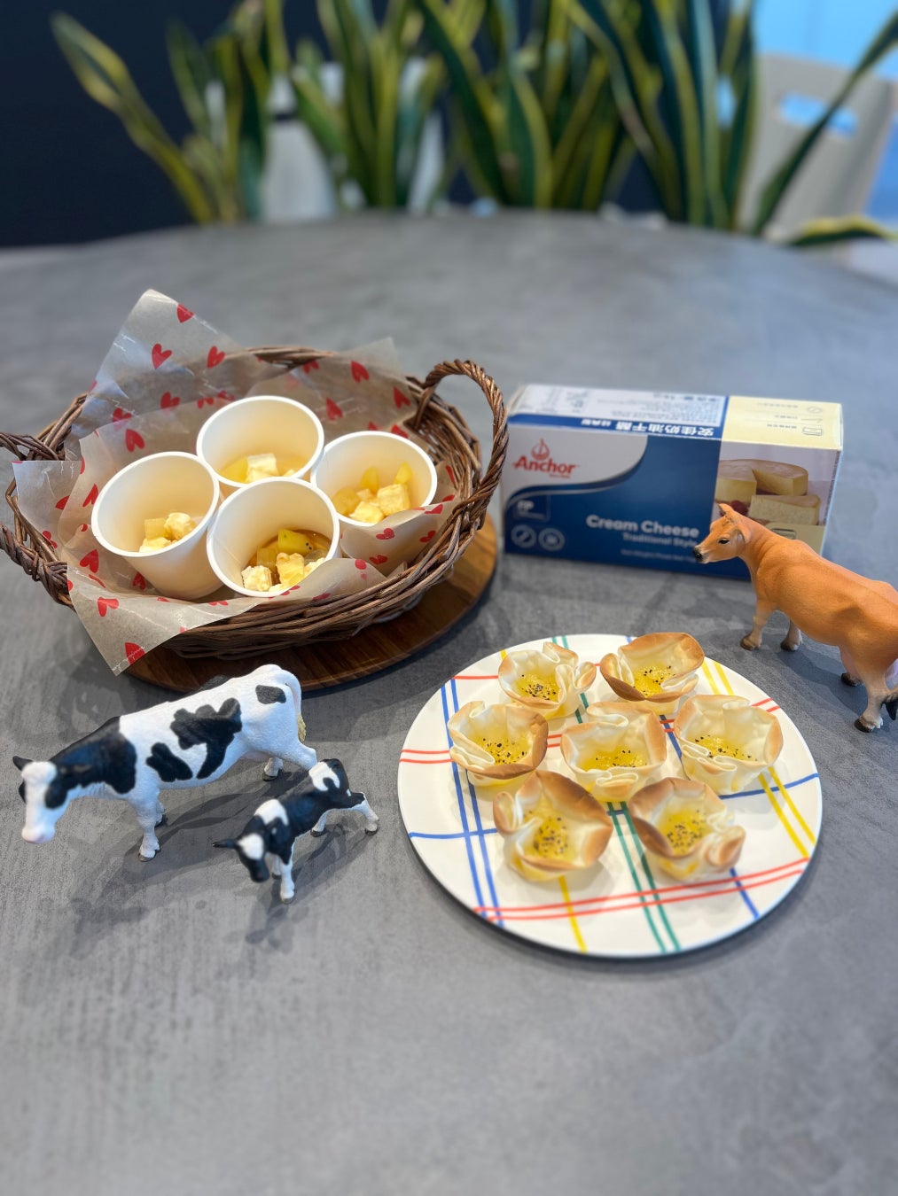 「コスタコーヒー」昨年に引き続き、ホリデーシーズン限定 「ジンジャーブレッドラテ」を11月7日（金）より販売開始！