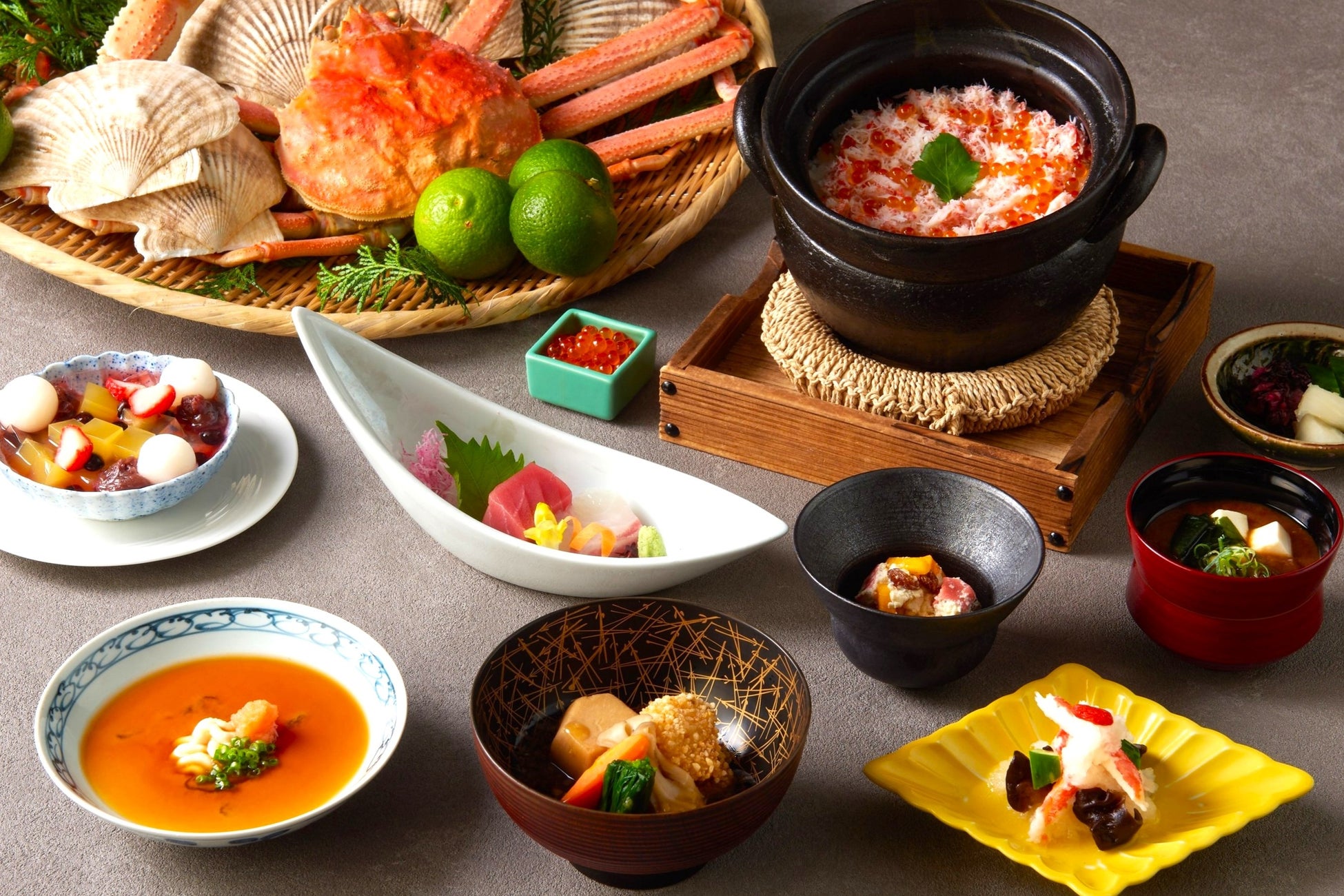 新宿駅徒歩3分『るるぶキッチン』が山口県岩国市とコラボレーション!ランチ限定メニュー「岩国れんこんと高森和牛のスタミナ炒め」特集フェアを開催2025年11月1日(土)から販売スタート!