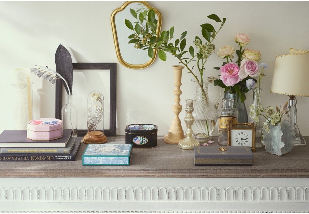 【ザ・リッツ・カールトン沖縄】沖縄県産のフルーツやラム酒など、沖縄の彩りを添えた祝祭の伝統菓子「パネトーネ」が11月4日（火）より予約受付開始