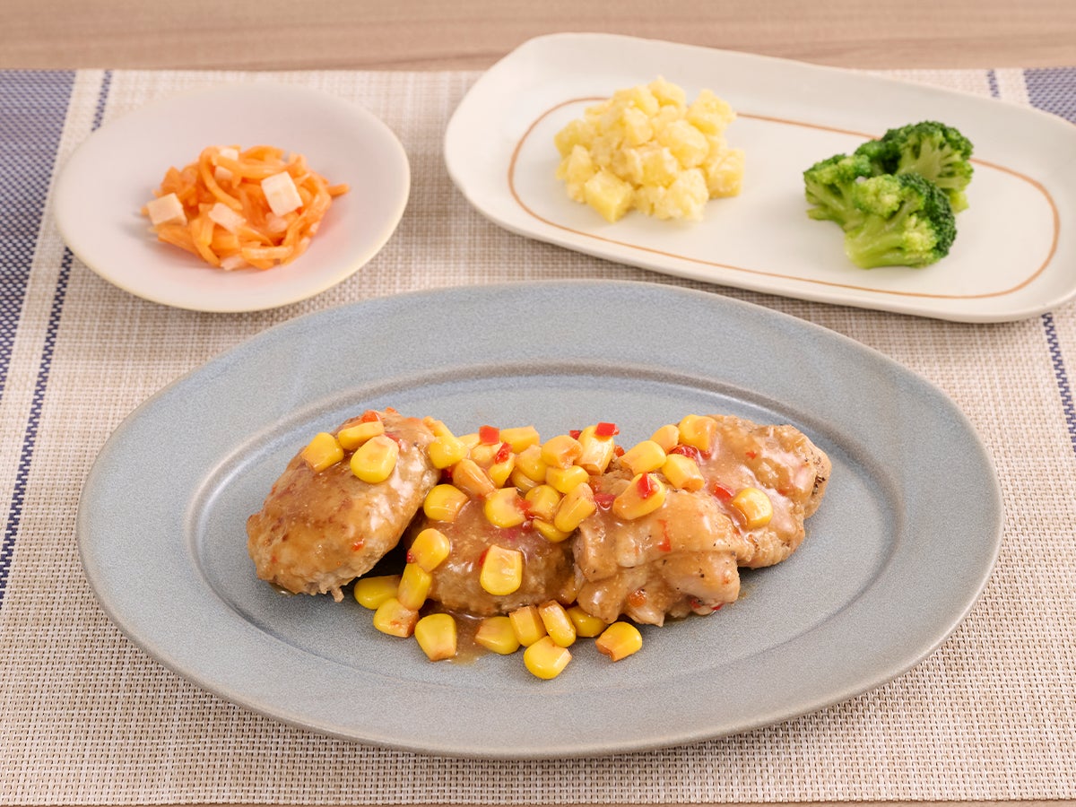 【大阪ステーションホテル、オートグラフ コレクション】華やかにクリスマスを彩り、心を満たす美食。大阪のきらびやかな景色とともに、ビュッフェ、鉄板焼、スイーツをご用意