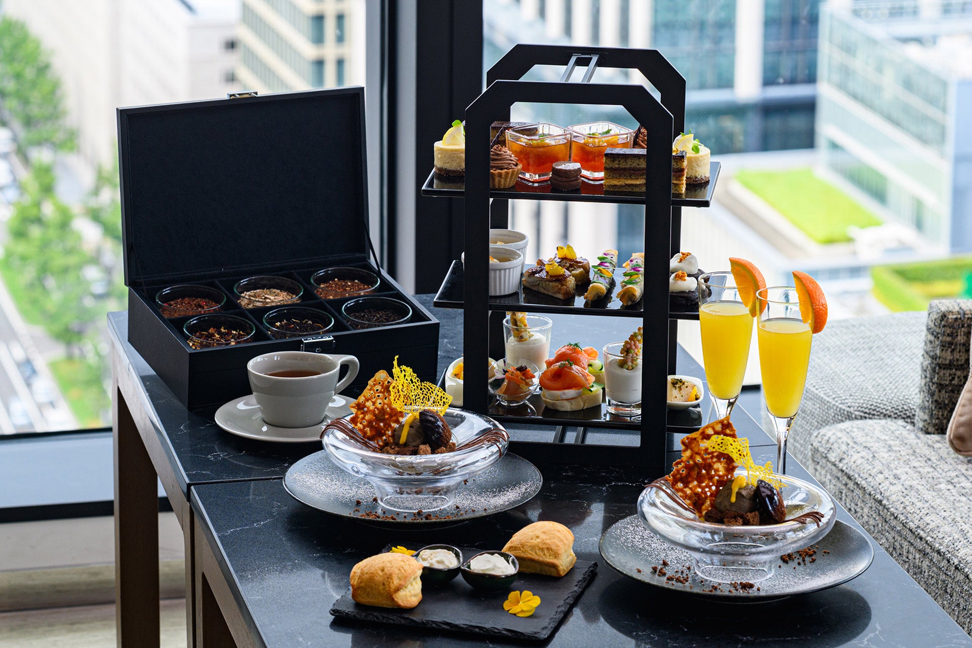 京都五条の隠れ家ホテルで堪能する冬の華やぎ旬のいちごを主役に、多彩なベリーと抹茶が織りなすアフタヌーンティー