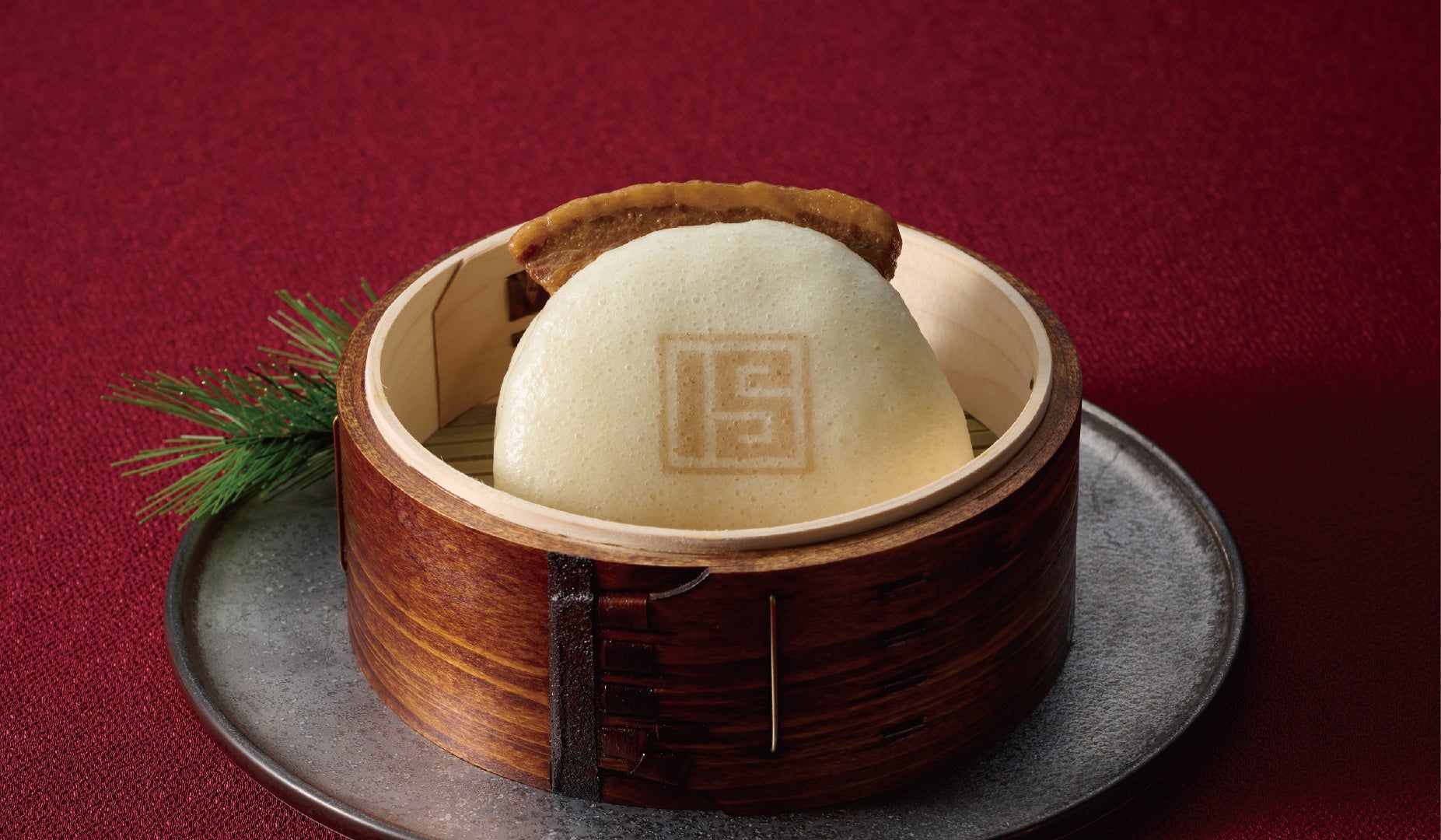 めっちゃ売れてるぅ~! “ザキヤマ” が 「売上いちばん!」 の担々麺をアピール 「冷凍 日清中華 汁なし担々麺 大盛り」 の新テレビCMを2025年11月10日(月)からオンエア