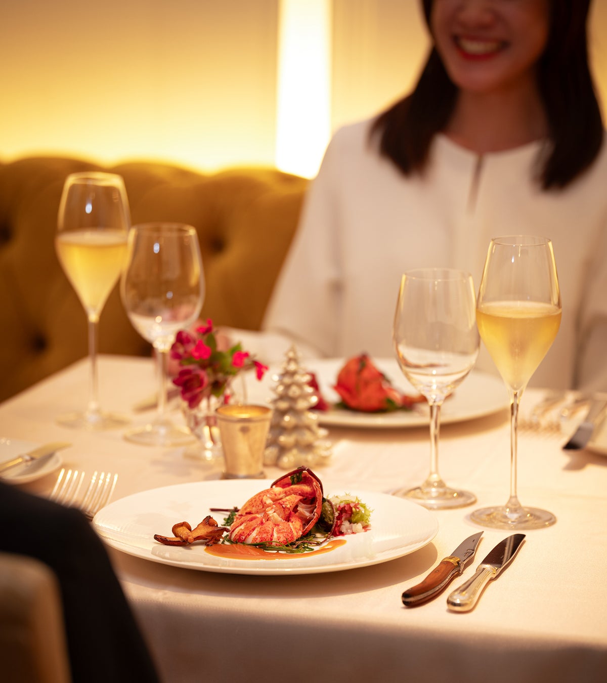 冬の青空を眺めながら味わう、香り豊かな抹茶ぜんざい。天空の茶室で余白を愉しむ時間を/ザ ロイヤルパークホテル アイコニック 名古屋
