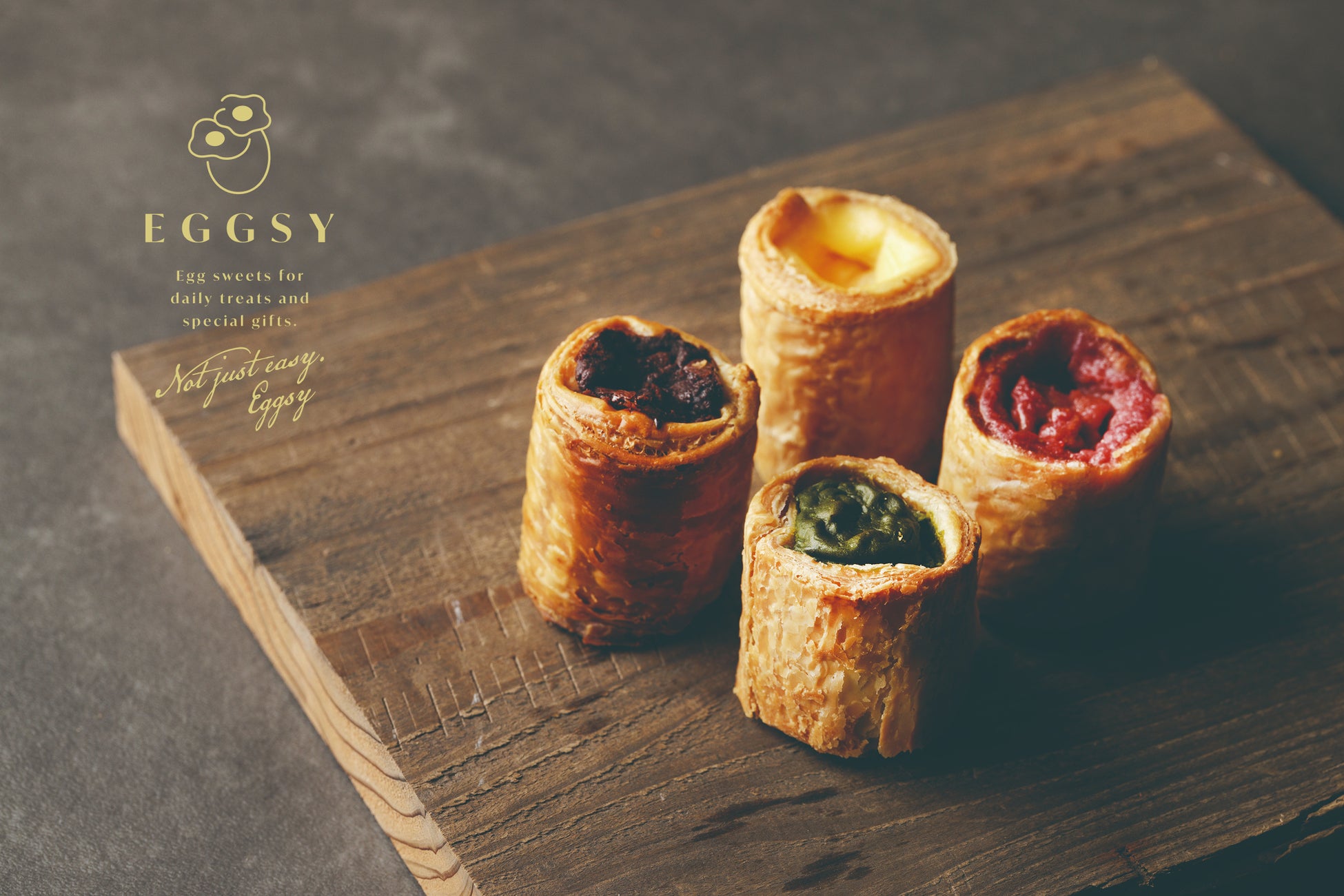 【ホテル長楽館】苺とショコラが織りなす「ストロベリーショコラアフタヌーンティー」を提供