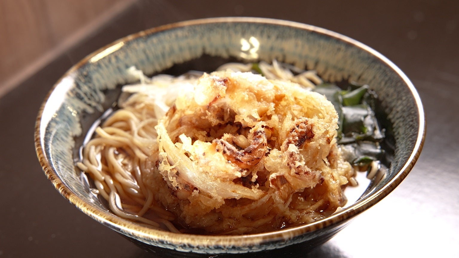 京都の紅葉シーズン到来。「蟹」を贅沢に使った、秋を彩る期間限定コースが登場