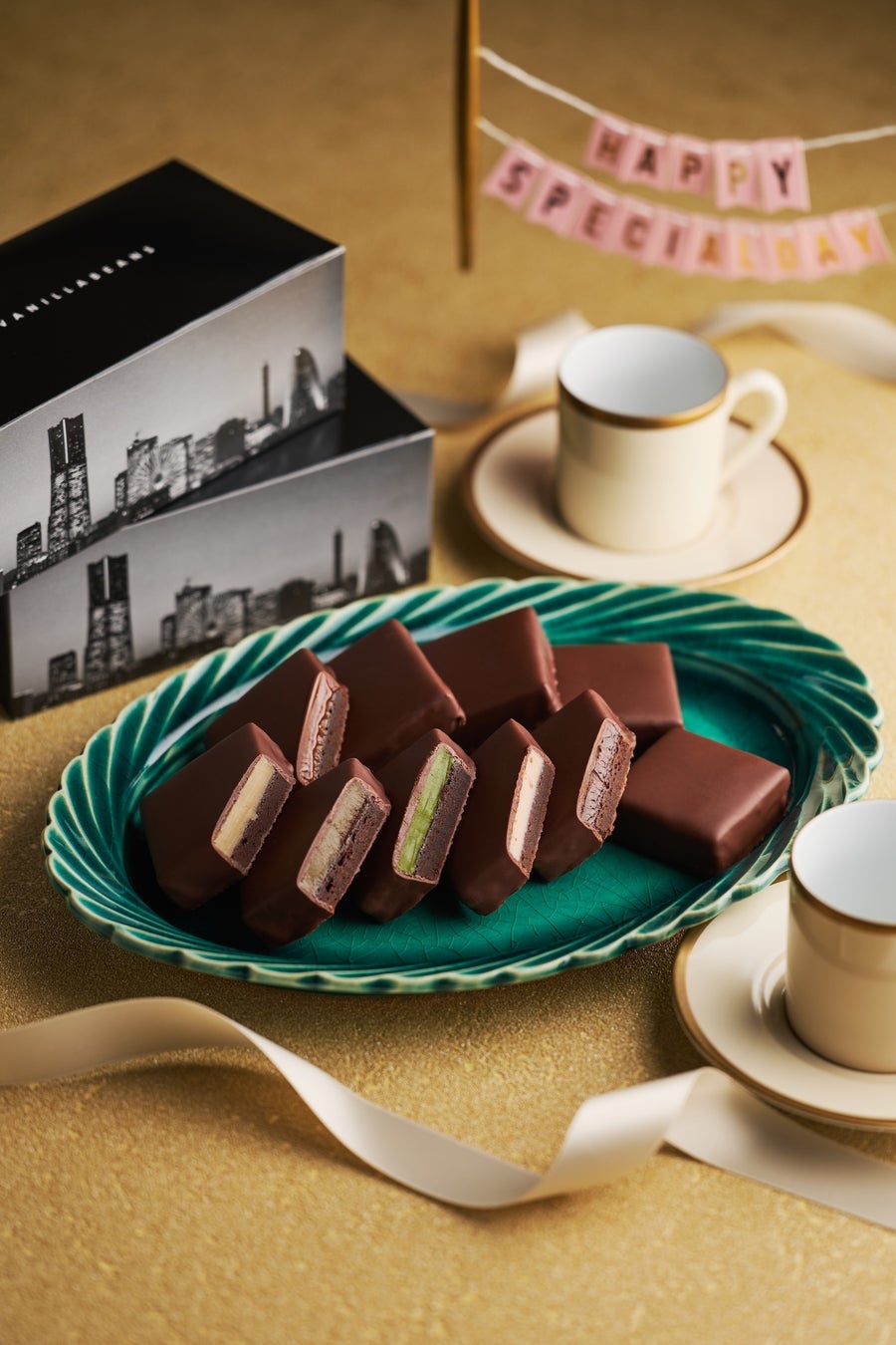 ロサンゼルスで大人気のドーナツショップ「ランディーズドーナツ 東京ギフトパレット店」2025年12月上旬　東京駅に国内3号店をグランドオープン！