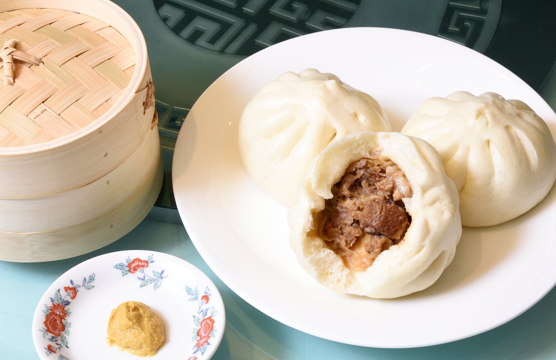 【神戸ポートピアホテル】11月15日16日開催「KOBE豚饅サミット®2025」出店 中国レストラン「聚景園」プロデュースのオリジナル豚饅を限定販売