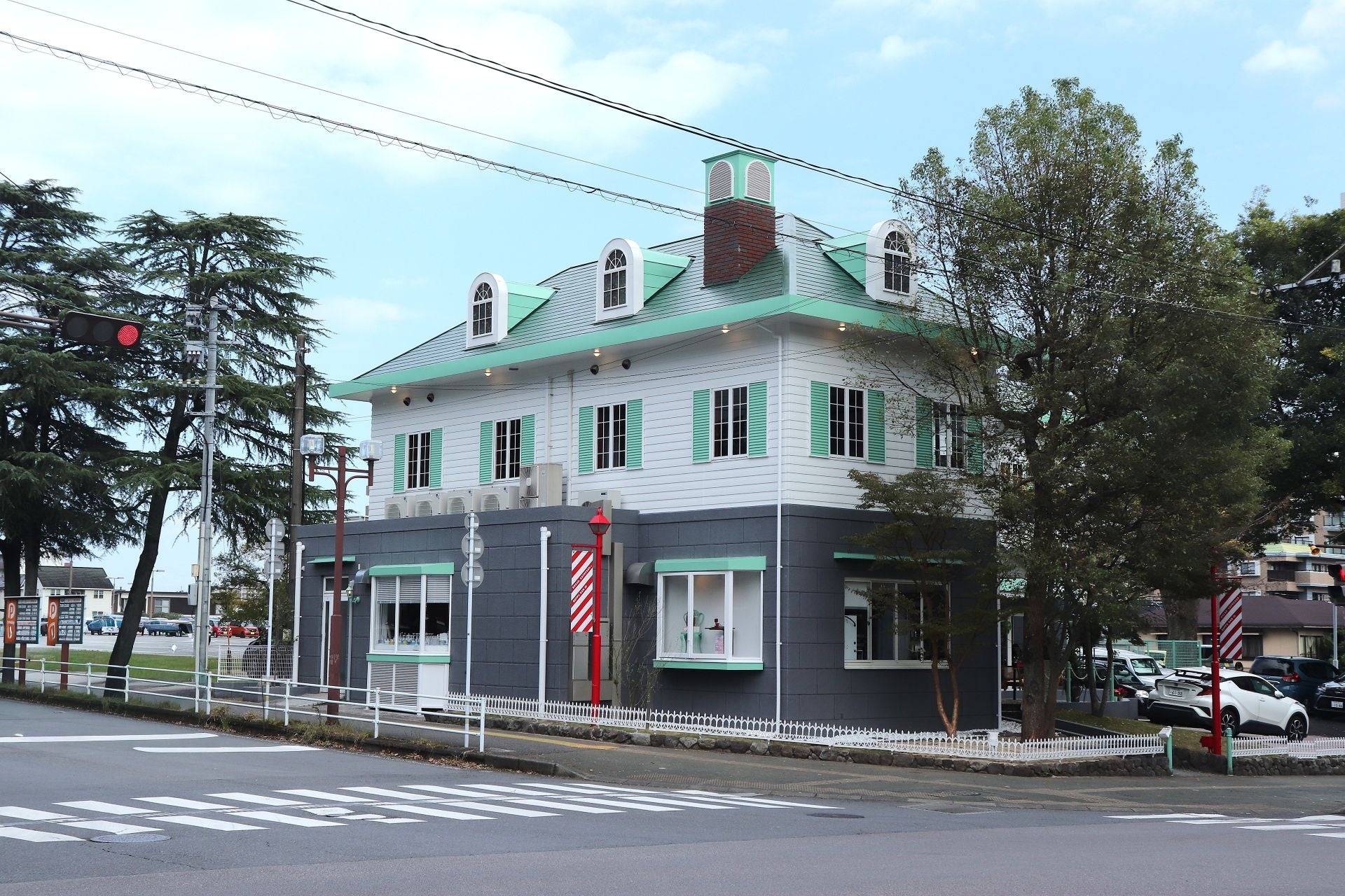 いなば食品　地元・静岡市の由比小学校へ教育備品を寄付