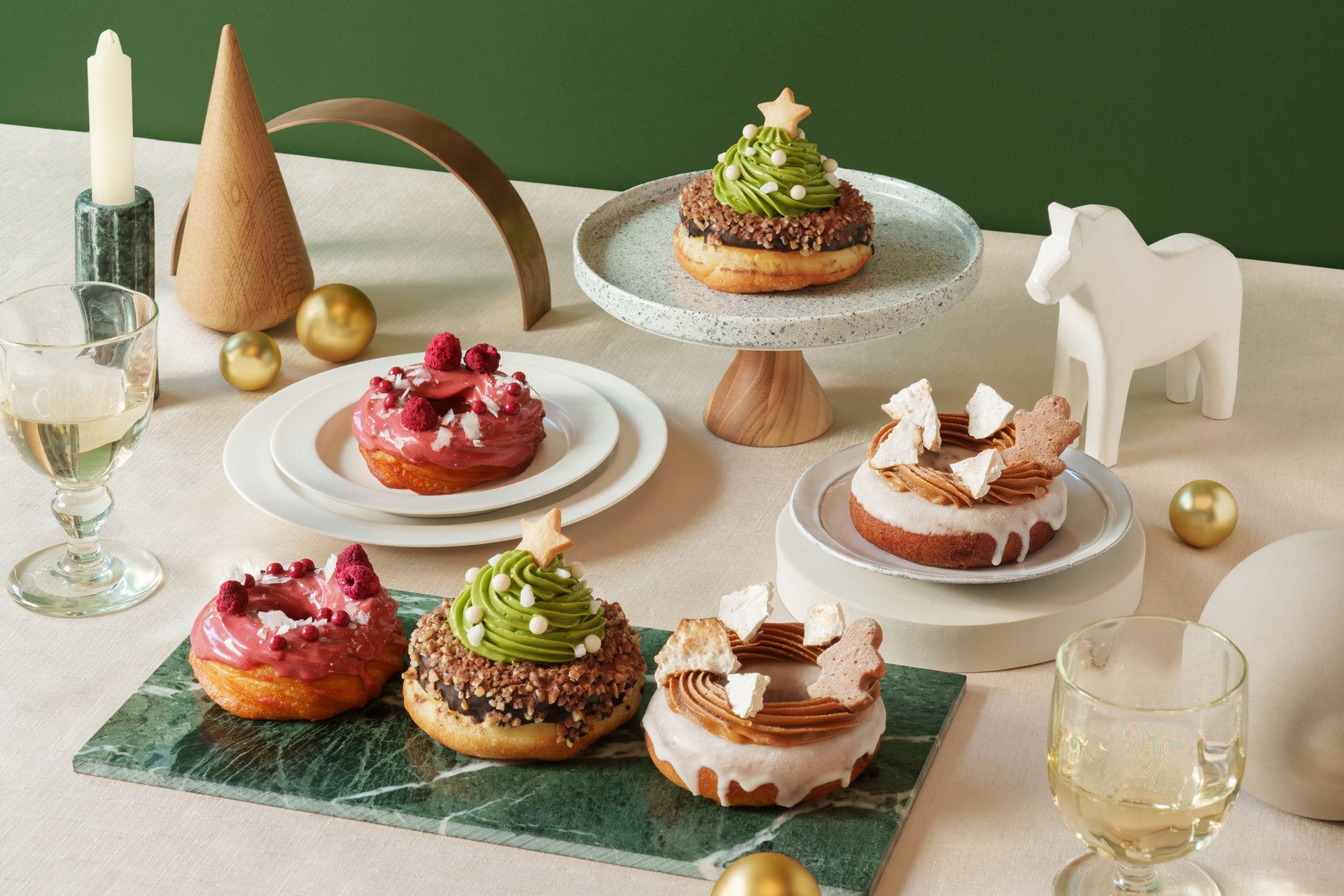 12月12日は「ダースの日」!3層仕立ての贅沢な味わい「ダースプレミアム<焦がしキャラメル>/<ピスタチオ>」11月25日(火)より期間限定発売