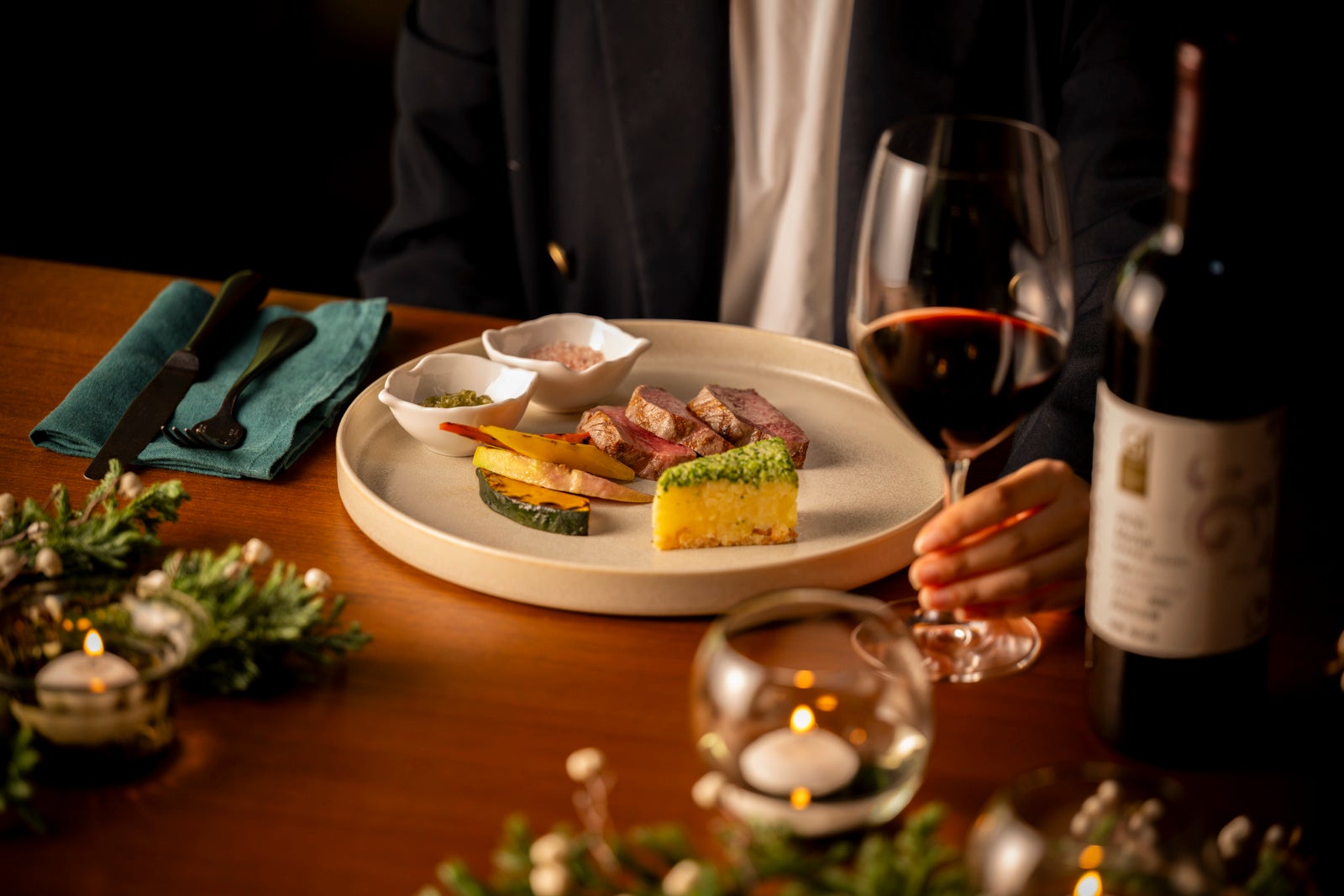 韓国キャラクター「カムンとアント」の関西初のコラボカフェ、好評のため増席決定!