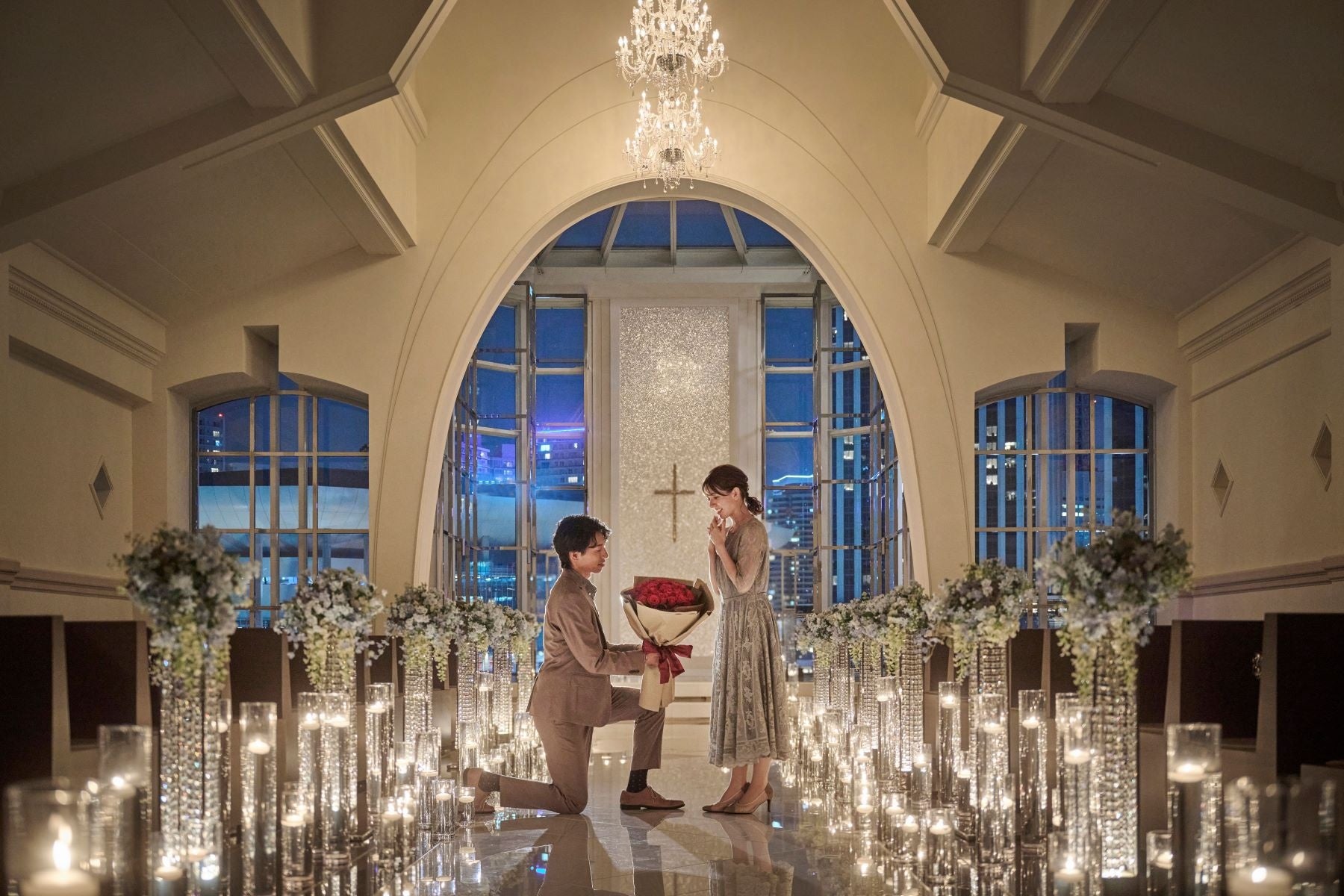 【新宿ライム】“燃えてメッセージが浮かぶ”新感覚スイーツ「バーンアウェイケーキ」登場 ~特別な日を“炎のサプライズ”で彩る、体験型アニバーサリーディナー~