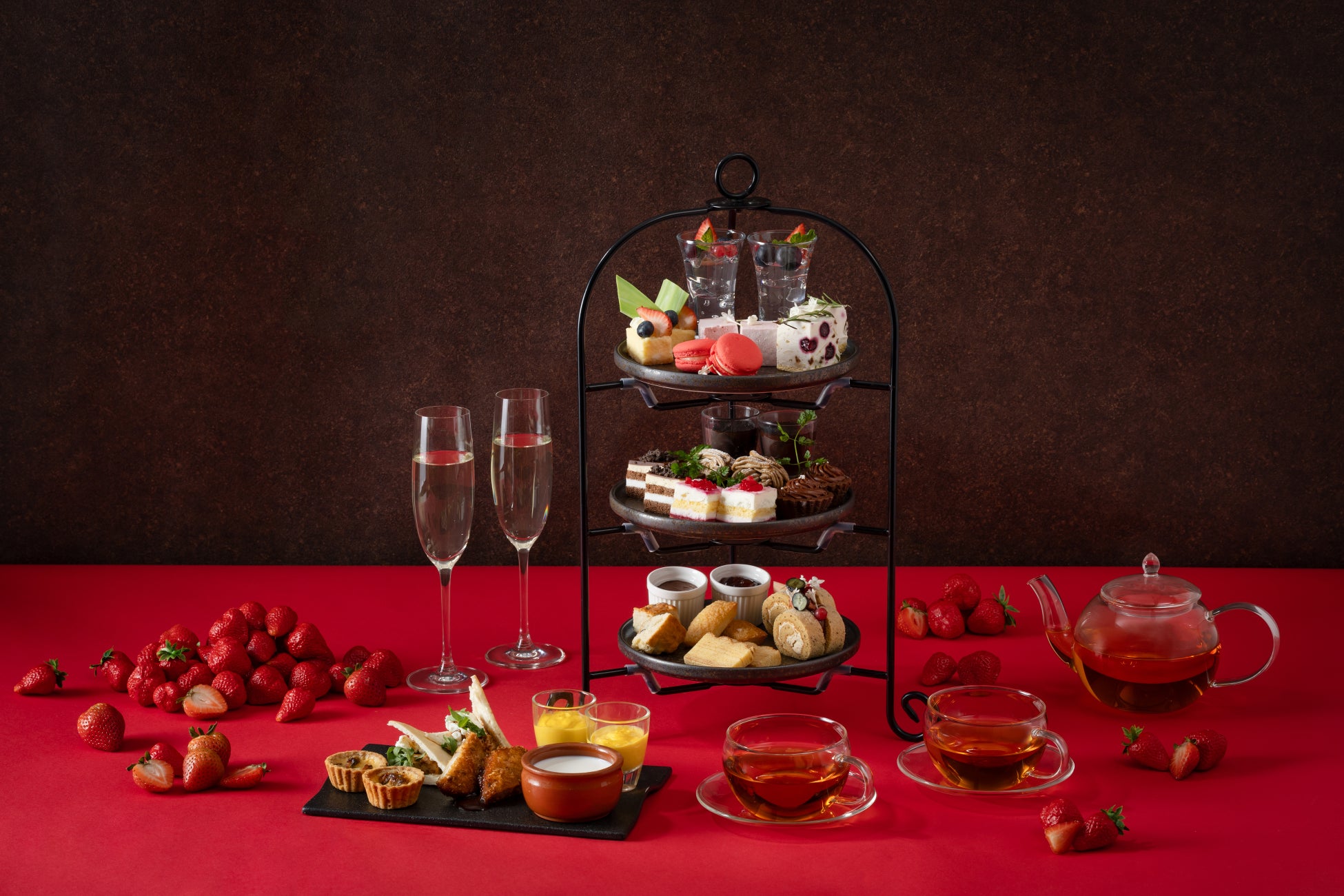 【公式ライセンス商品】『PUI PUI モルカー』クリスマスケーキ2025が登場！！