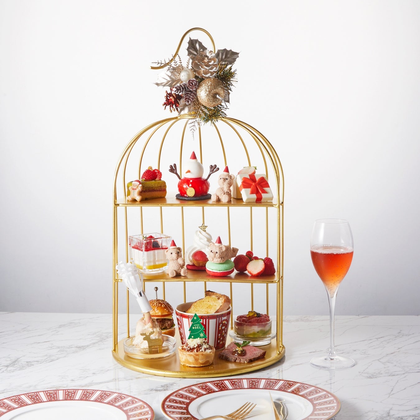 【公式ライセンス商品】『しましまぐるぐる』クリスマスケーキ2025が登場！！