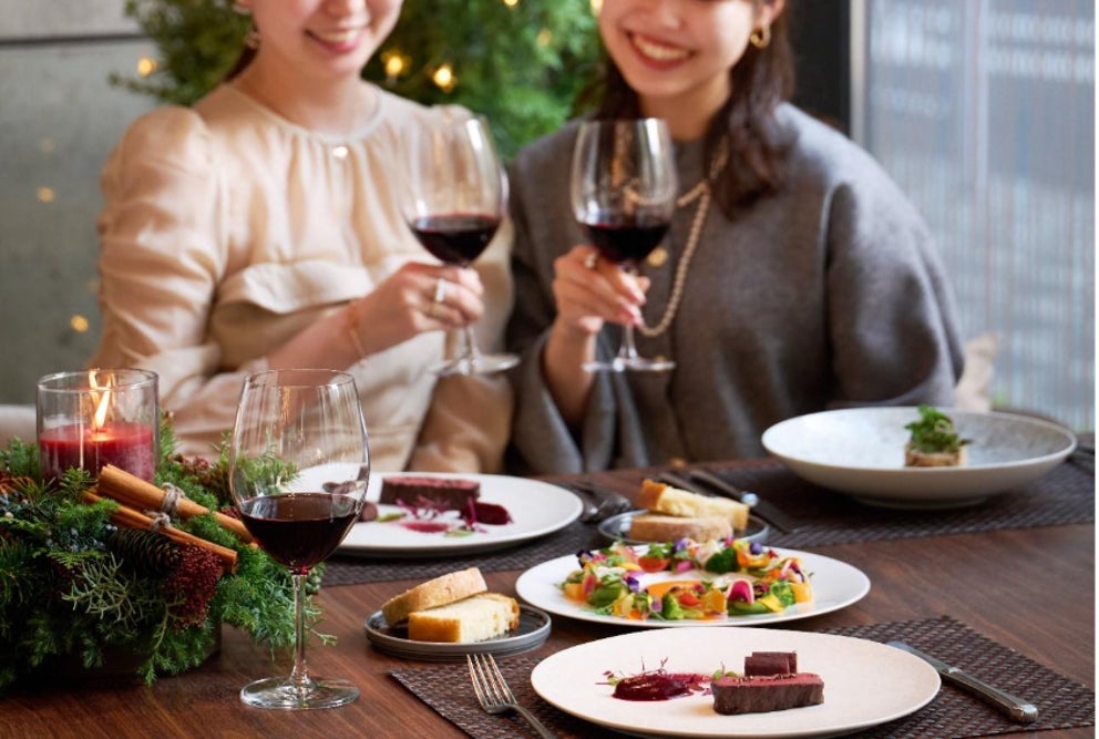 ウルフギャング氏が手掛ける新業態イタリアンレストラン「イル・ルピーノ・プライム」ピスタチオやゆずが香る、冬限定の心ときめく「クリスマス・アフタヌーンティー」12月1日(月)より期間限定スタート!