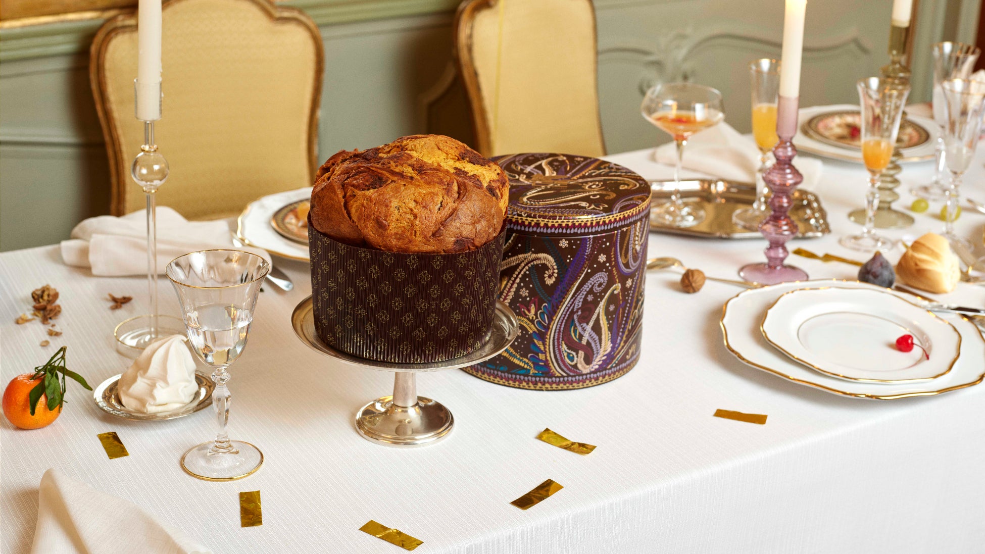 エトロ X アイモ・エ・ナディア　煌めくホリデーシーズンにスペシャルなパネットーネとパンドーロを