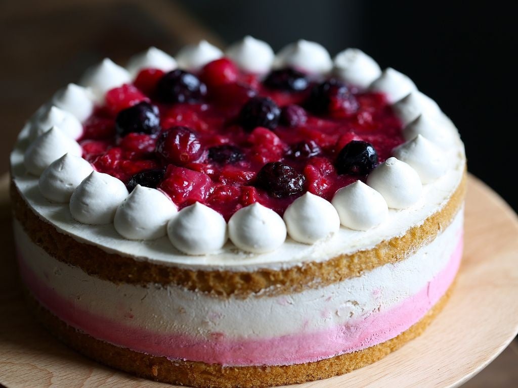 冬の一番人気、「温野菜とチーズのブラウンシチュー」が11月24日より登場。