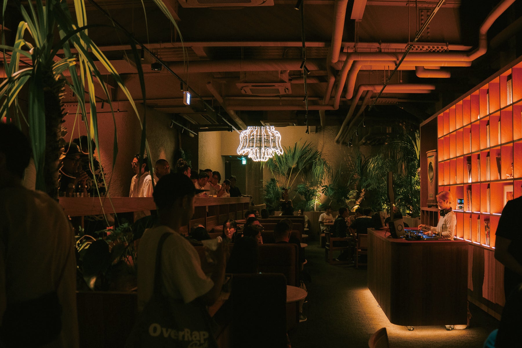 【大反響につき継続決定】福岡発祥の元祖トマトラーメン三味(333)10周年感謝祭、人気ラーメン3種「税込390円」が年末まで延長！