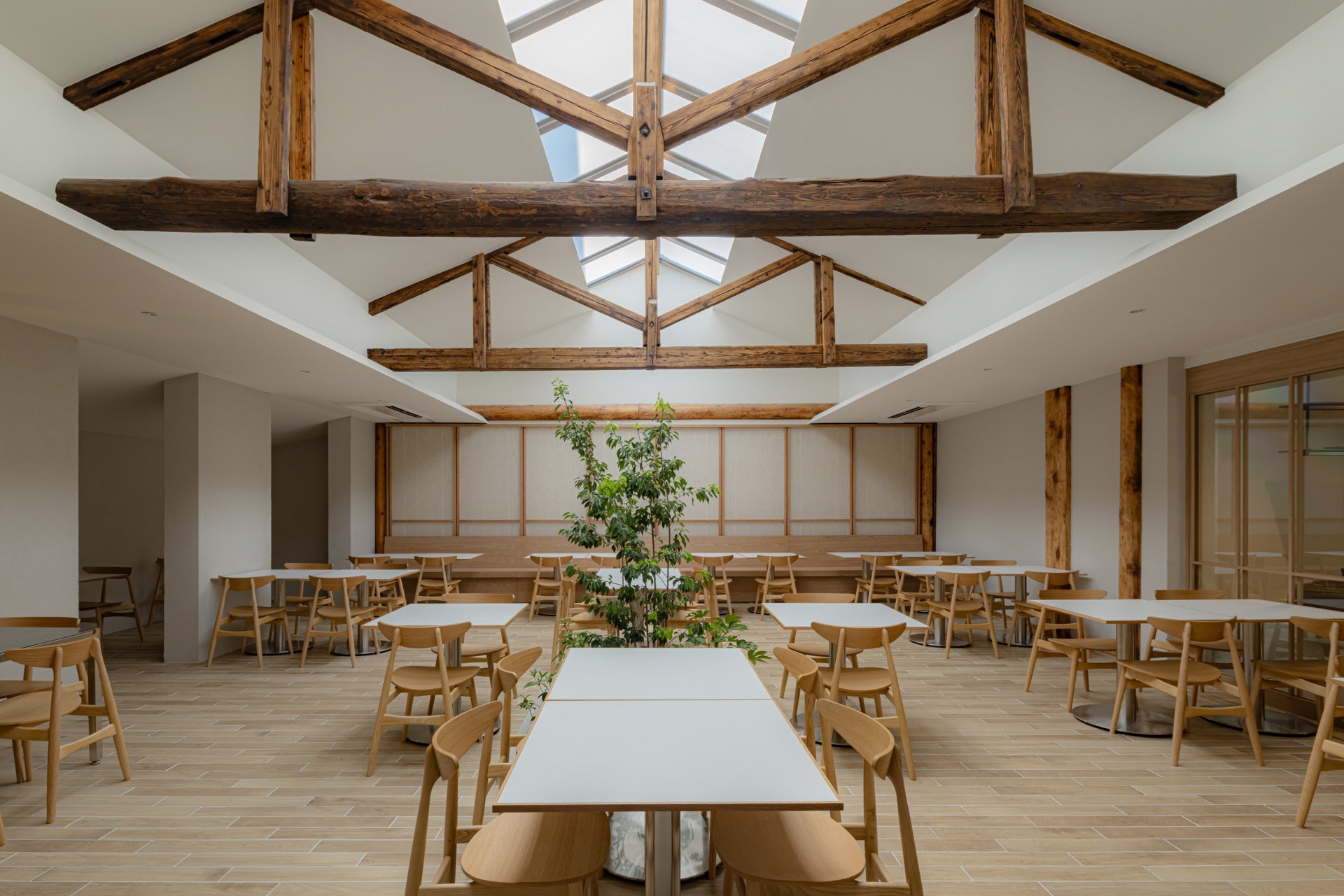 大手飲料メーカーのシステム障害、飲食店の5割に影響。年末商戦には「取引先分散」意識高まる