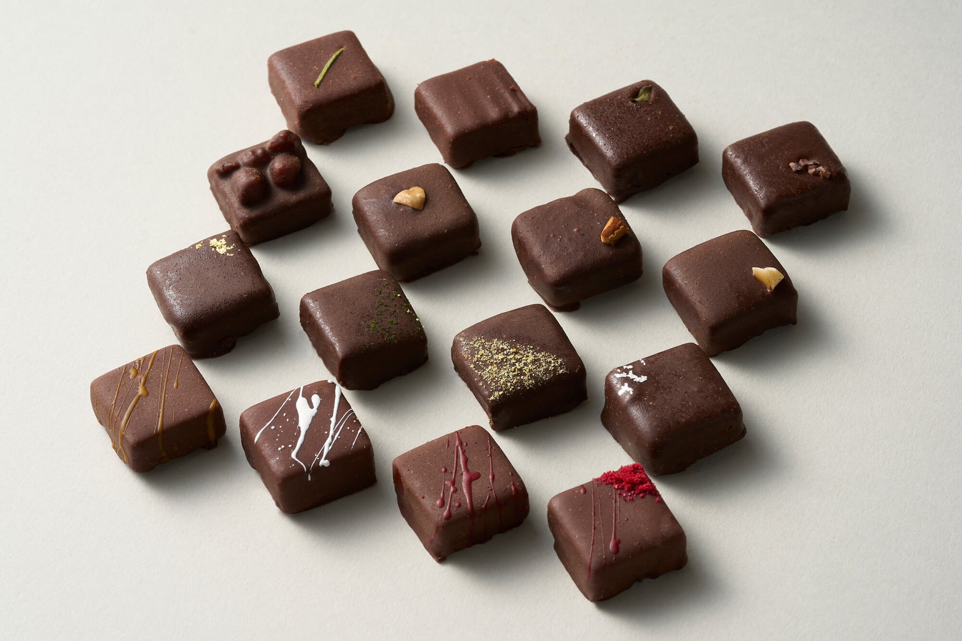 いちごのスイーツビュッフェ『Strawberry Heaven~いちごに恋した天使の耽美~』ヒルトン福岡シーホークにて2026年1月10日(土)より開催