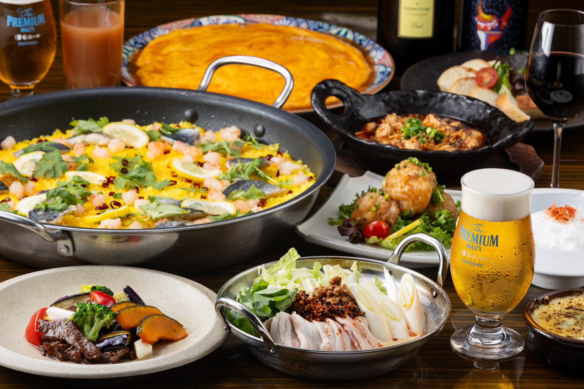 光る「ドン ペリニヨン」のフリーフローも登場!バンドの生演奏が盛り上げる贅沢な一夜「カウントダウン パーティー 2025-2026」