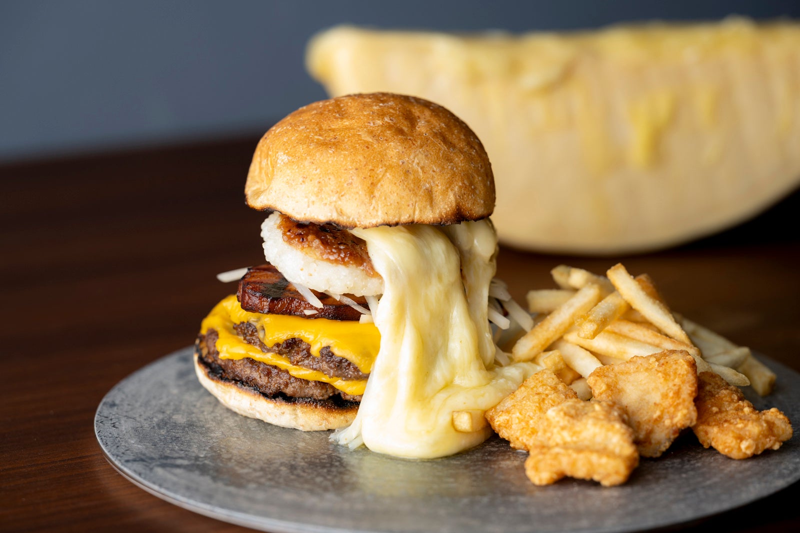 ピエトロ×北野エース共同開発商品「洋麺屋ピエトロ パスタソース 爽やかなハーブ香る霧島黒豚の白いボロネーゼ」2025年11月29日(土)発売