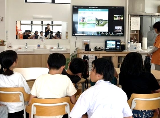 【１日のご褒美に、年末年始の贈答品にも】“オリジナル日本酒×ポテトチップス”のペアリングセット「鯨乃友 あわせて旨みが華やぐセット」が数量限定で販売開始