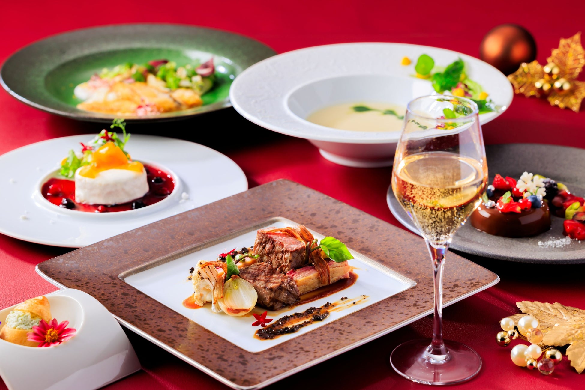 ~音楽と美食が彩る聖夜のひととき~名古屋東急ホテル「クリスマス LIVE & High Tea 2025」開催