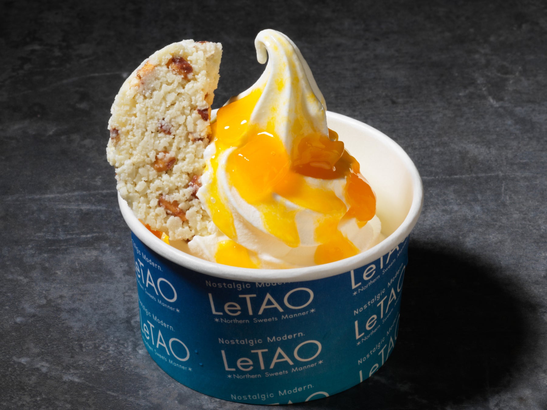 「岡田謹製 あんバタ屋」阪神梅田本店に期間限定出店。東京駅で大人気。こだわりのあんバタースイーツを取り揃えました。