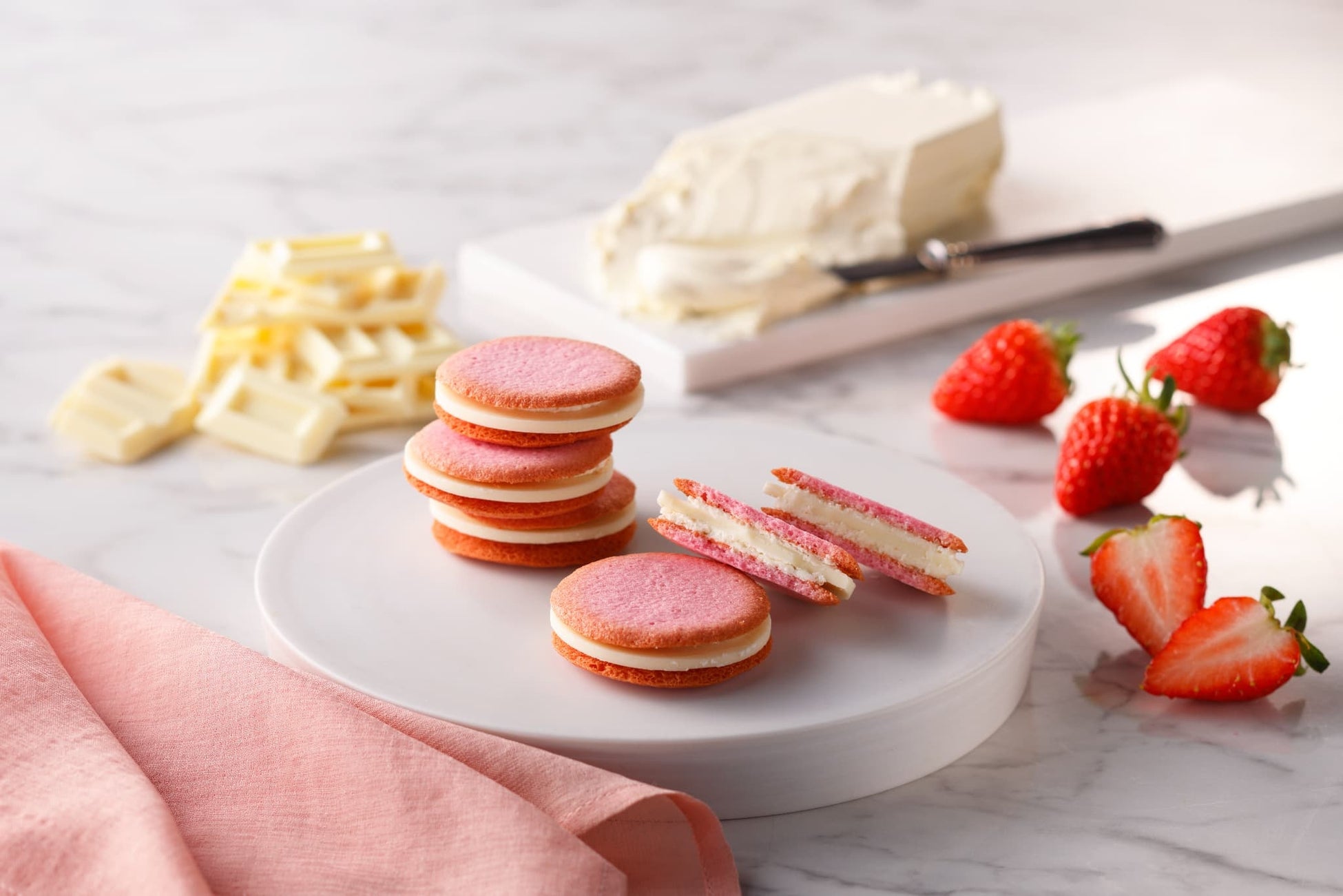 【阪急うめだ限定】八街産ピーナッツの豊かな甘みと香り！ピーナッツスイーツ専門店「Doré（ドレ）」より、期間限定で「ドレ・ピーナッツエクレア」を発売