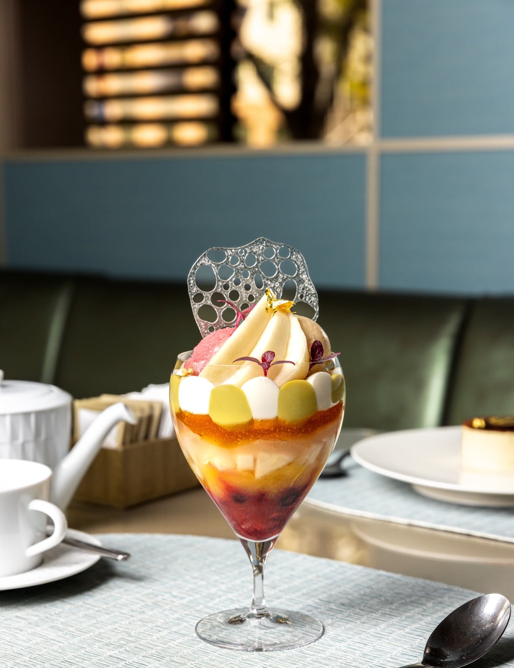 Minimalより、不動の人気を誇るあったか冬スイーツ、とろ~りチョコレートをかけて楽しむ「チョコレートアップルパイ」が今年も登場