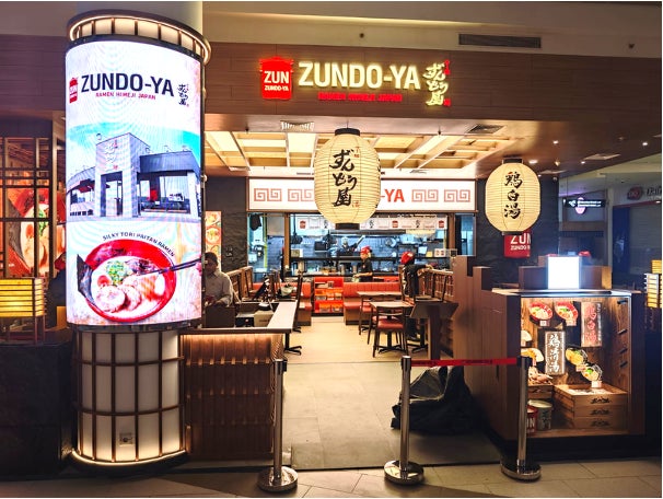 初の「トミカ」とのコラボ!!今年も「アプリでスタンプカードキャンペーン」開催!