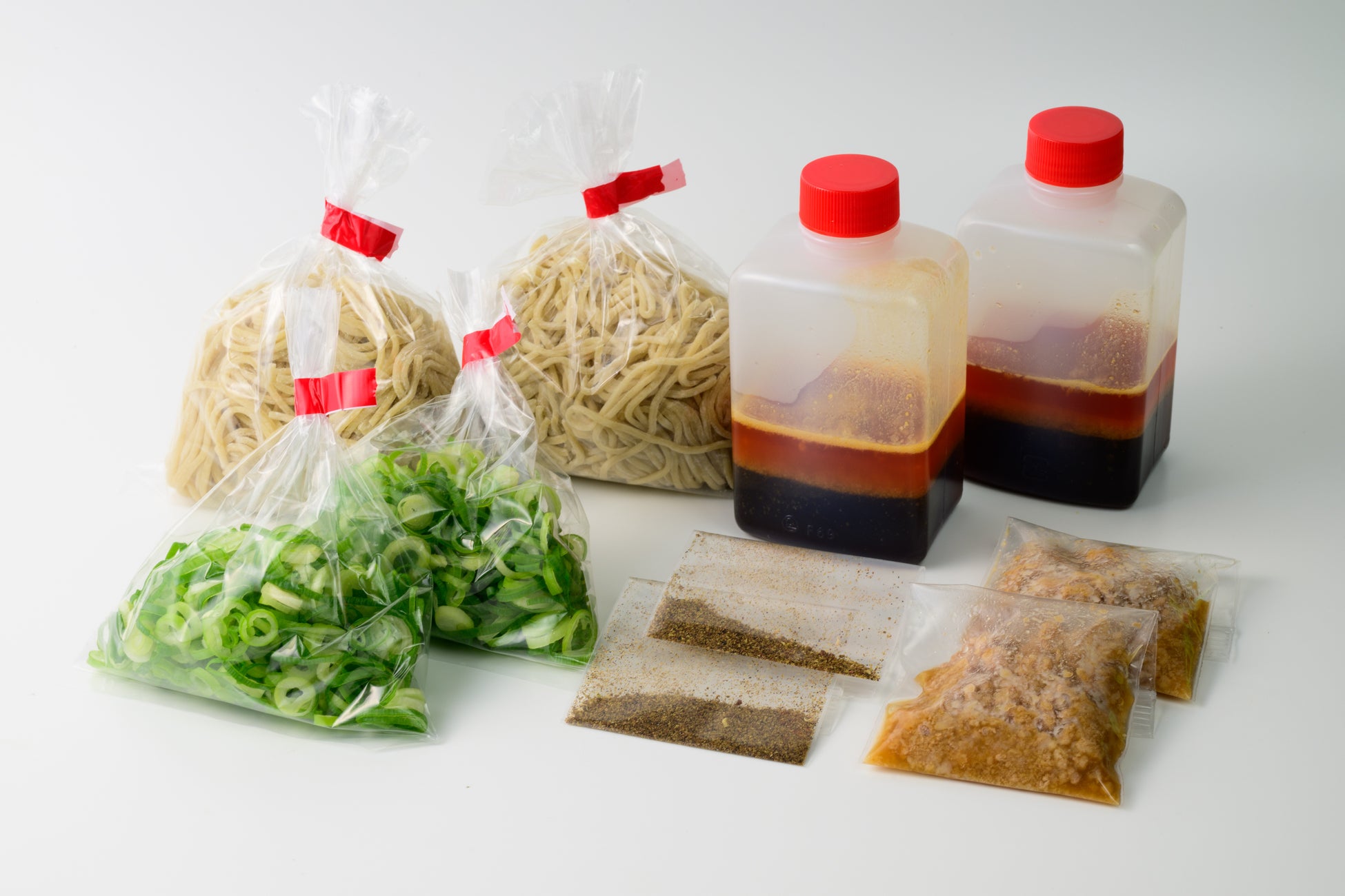 「フォションホテル京都Meetsあまおう」人気のあまおうメニューで今年も開催。2026年1月7日よりあまおうアフタヌーンティーとあまおうデザートビュッフェの提供を開始。