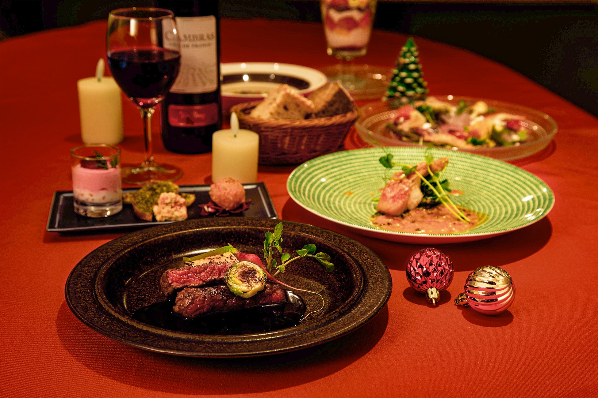 宮崎県都城市の名茶×濃厚ショコラ、贅沢に響き合う至福のクリスマスケーキ「グラサージュショコラ抹茶」を発売