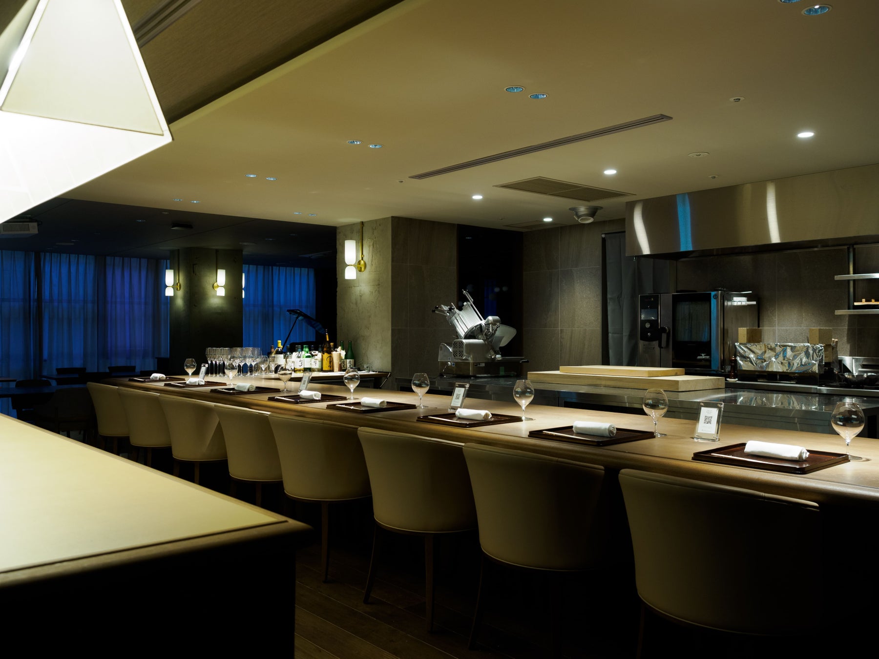 空港初登場！埼玉の人気パティスリー「アカシエ」の本格スイーツが羽田空港に登場