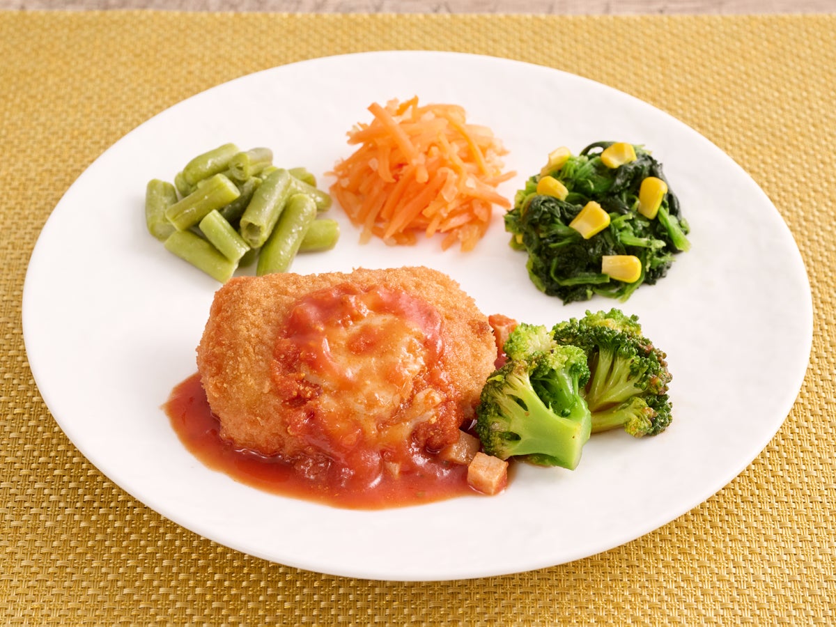 真っ赤な苺がきらめく!ホテルクオリティのスイーツとセイボリーが食べ放題。「ストロベリーアフタヌーンティーブッフェ」開催