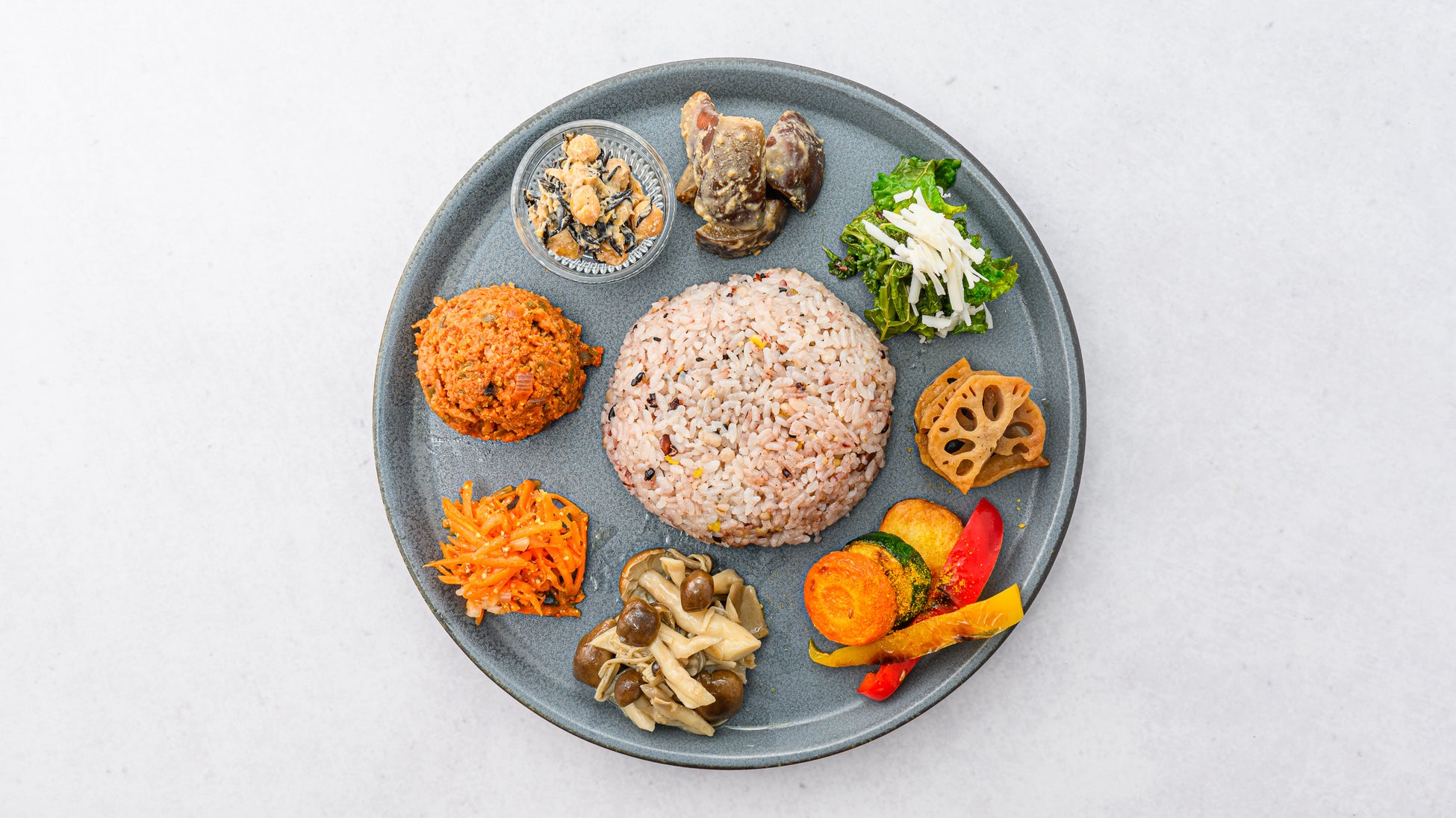 【イベントレポート】KFC初のクリスマスレストラン「KFC Christmas Restaurant」が12月2日(火)から六本木ヒルズに期間限定オープン! 辻希美さんがクリスマスのデートコーデで登場