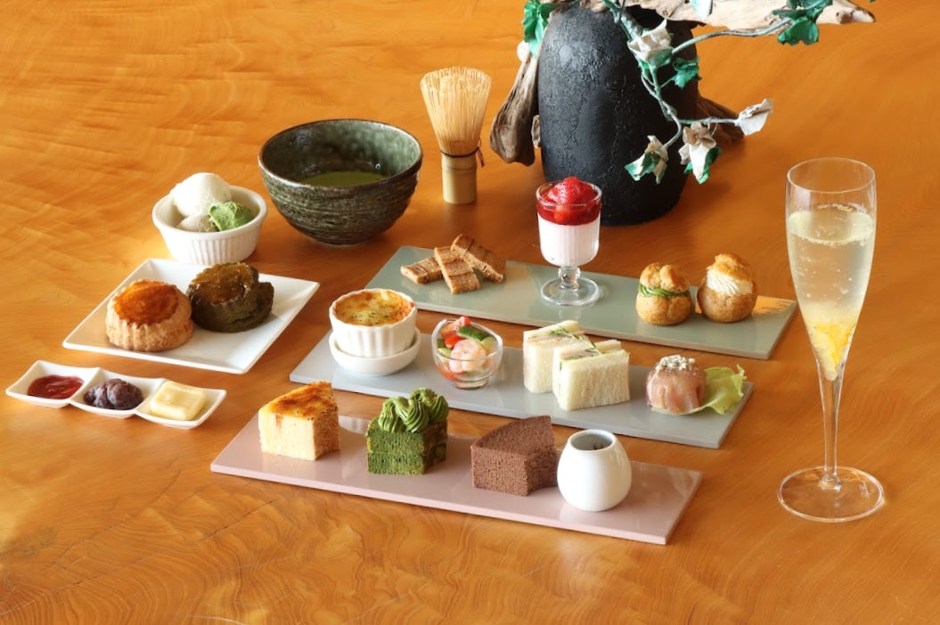 週末限定のクリスマスランチブッフェを実施/ザ ロイヤルパークホテル 広島リバーサイド