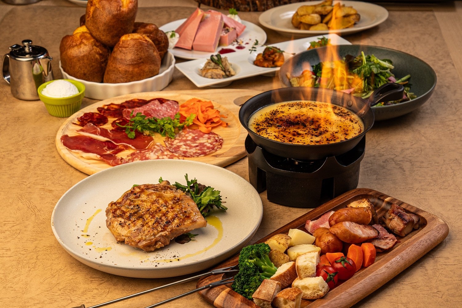 本日オープン【CheeseTable –carnival-コピス吉祥寺店】お待たせしました！吉祥寺エリア初出店を記念して期間限定で2.5時間飲み放題付全7品プランがなんと3000円！