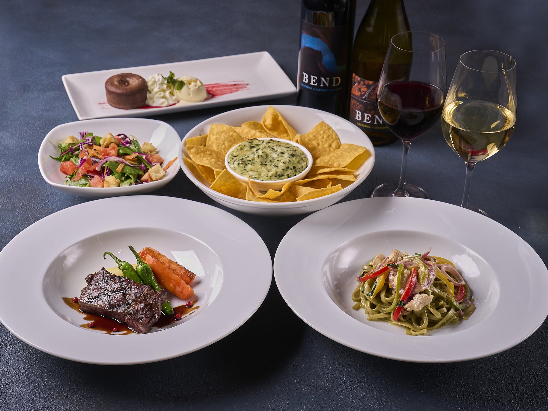 【グランドニッコー東京 台場】「あまおういちごパフェ」提供期間:2025年1月1日(木・祝)~2月28日(土)