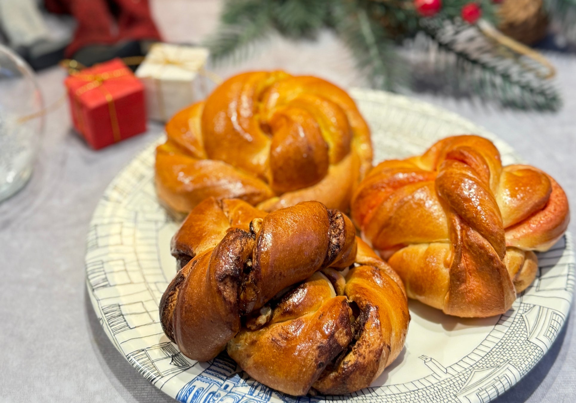 イスラエル生まれの新作「バブカ」登場。新年を祝うフランス伝統菓子「ガレット・デ・ロワ ショコラ」も — メゾン・ランドゥメンヌのホリデーシーズン