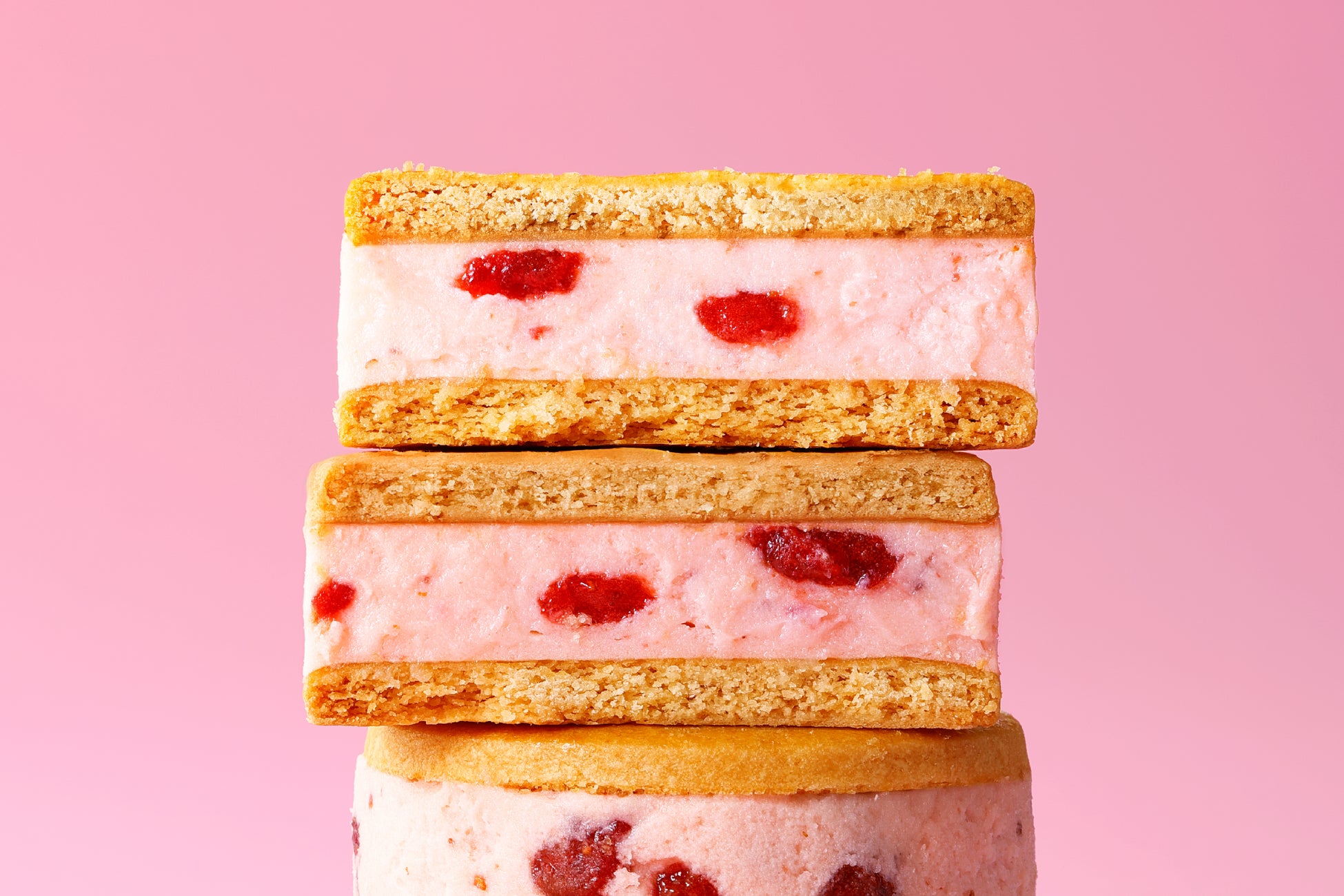 おいしすぎて“幻の枝豆”と呼ばれる新潟県 弥彦村産の規格外「茶豆」をアップサイクルした『新潟県ジン』12月9日(火)より一般販売開始