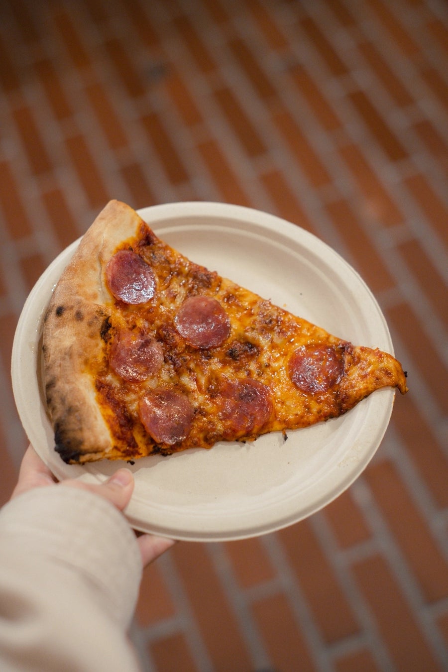 祖父の想いを店名に。まちの居場所を「食」でつくる。12月9日、ニューヨークスタイルのピザ屋「GOODLUCK GRANDPA PIZZA」が丸亀にオープン。