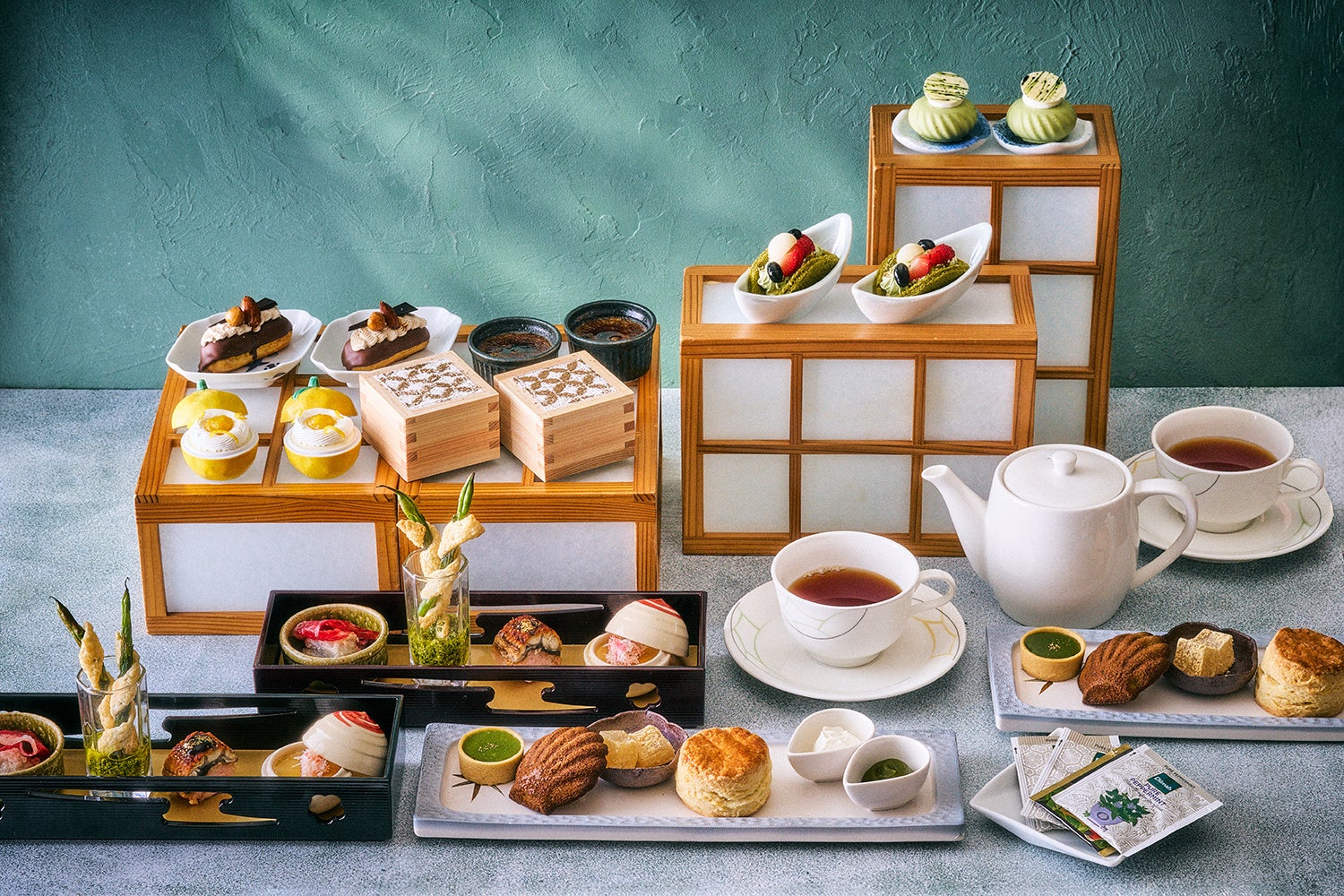 午年の幸をねがって。令和8年(2026年)の新年を寿ぐ、干支・お正月のお菓子をご紹介します。