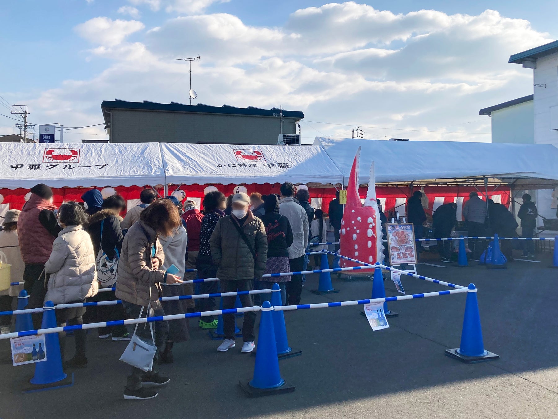年末の風物詩【甲羅本店】の「蟹の青空市」が12月27日（土）より開催！日頃のご愛顧に感謝して上質な蟹をお値打ちに提供！！