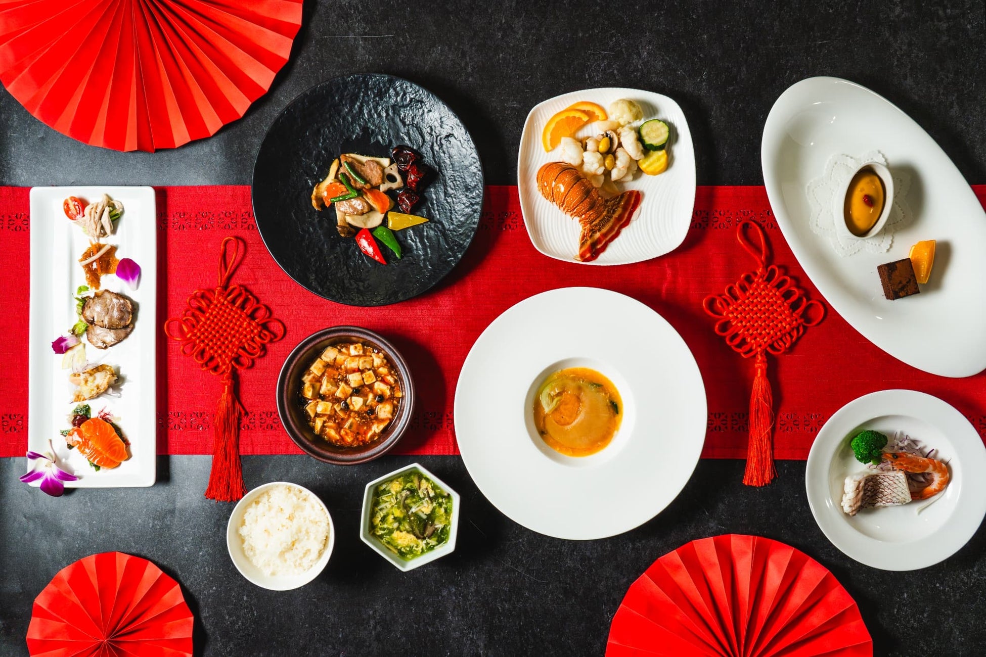 【ロイヤルパークホテル】肉の魅力に出会う祭典「MEET the MEAT BUFFET」を「シンフォニー」にて1/9より開催。